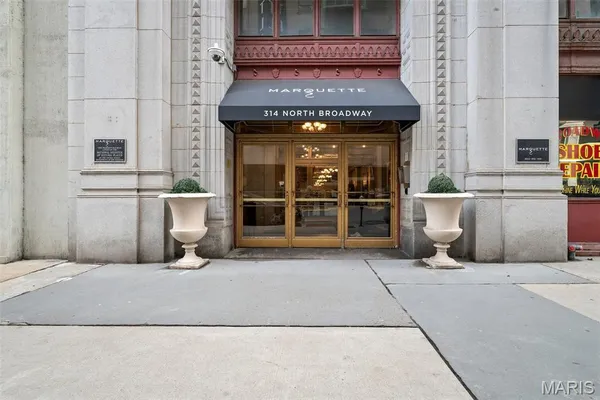 $209,000 | 314 North Broadway, Unit 803, St. Louis, MO 63102