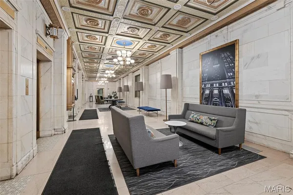 $209,000 | 314 North Broadway, Unit 803, St. Louis, MO 63102