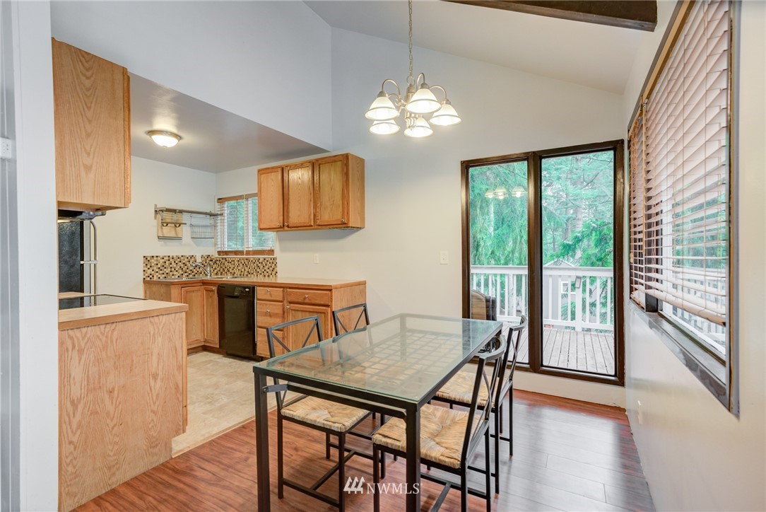 23 Hillside Place Bellingham, WA 98229 - Photo 5 of 25