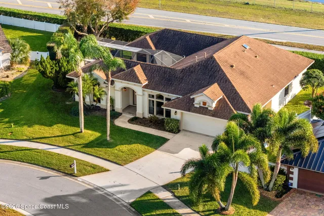 $625,000 | 510 Lake Victoria Circle, Melbourne, FL 32940