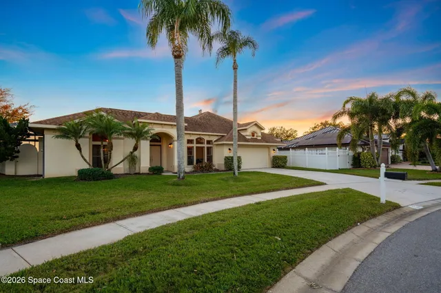 $625,000 | 510 Lake Victoria Circle, Melbourne, FL 32940