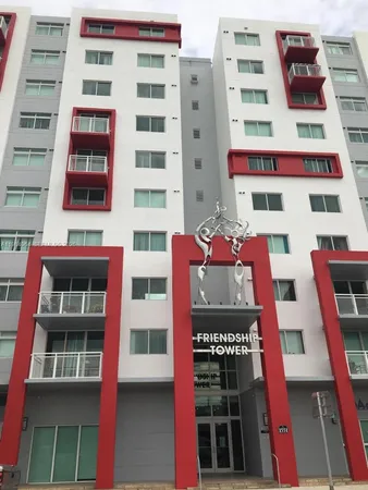 $1,588 | 1551 Northwest 36th Street, Unit 409, Miami, FL 33142