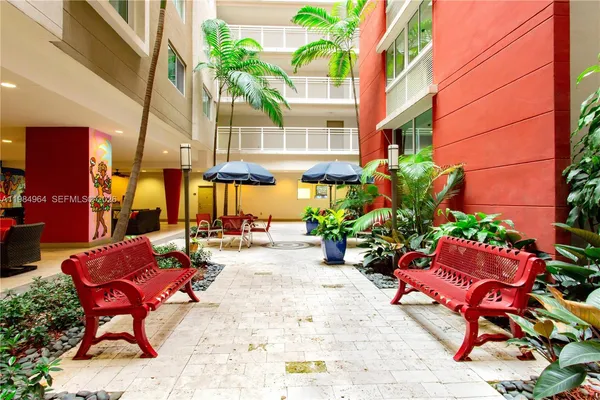 $1,588 | 1551 Northwest 36th Street, Unit 409, Miami, FL 33142