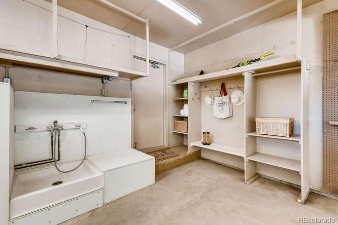 501 Peakview Road Boulder, CO 80302 - Photo 27 of 40 a bathroom with a sink and a shower