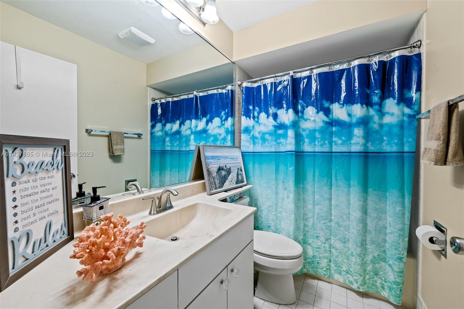 11001 Ladera Lane, Unit C Boca Raton, FL 33498 - Photo 13 of 31 Gallery Image 13