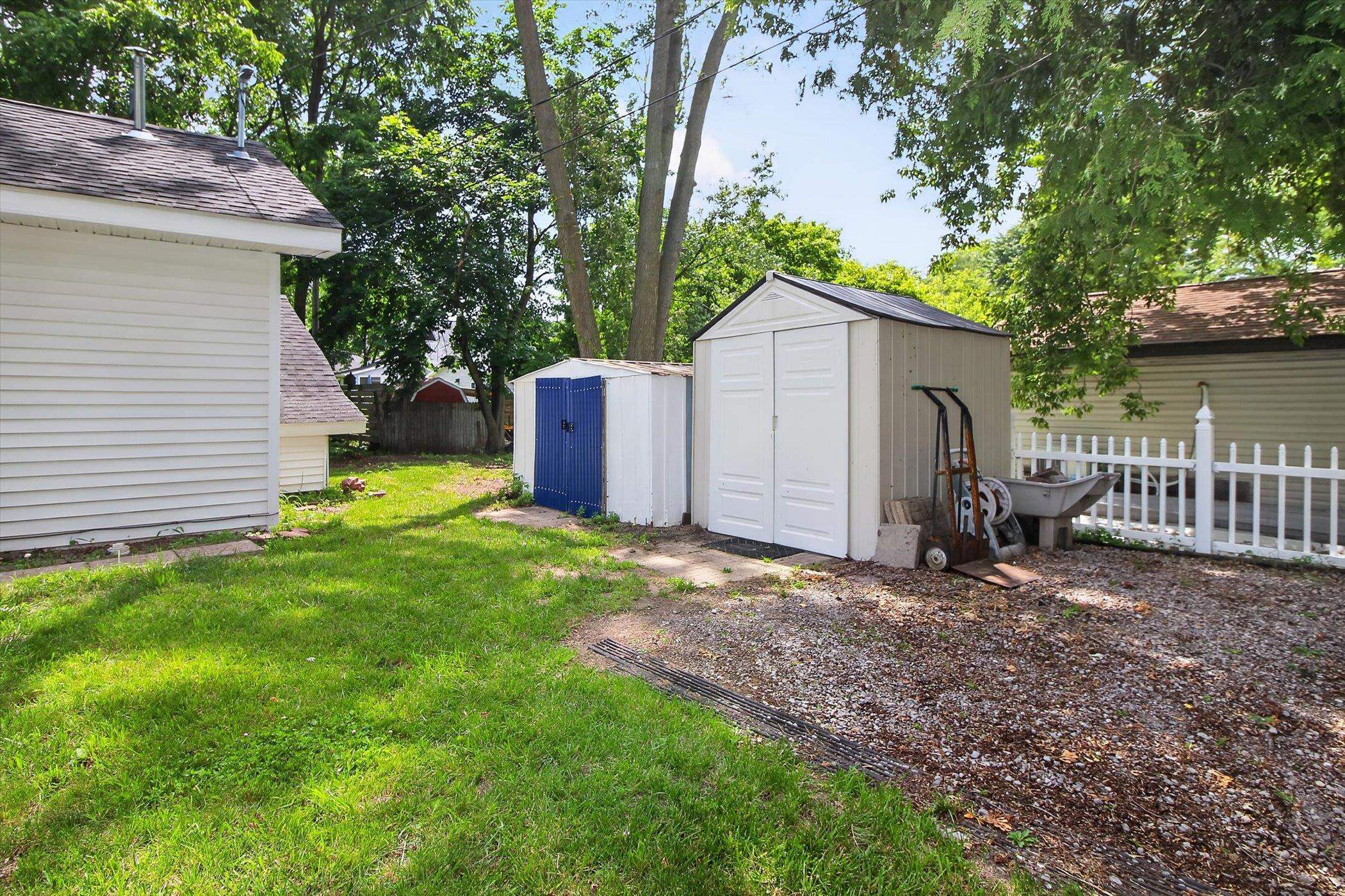 1035 Fairview Avenue Alma, MI 48801 - Photo 31 of 35 1947579-56723fc7-c326-4f1d-8c1c-cb48b22d4f52.JPG