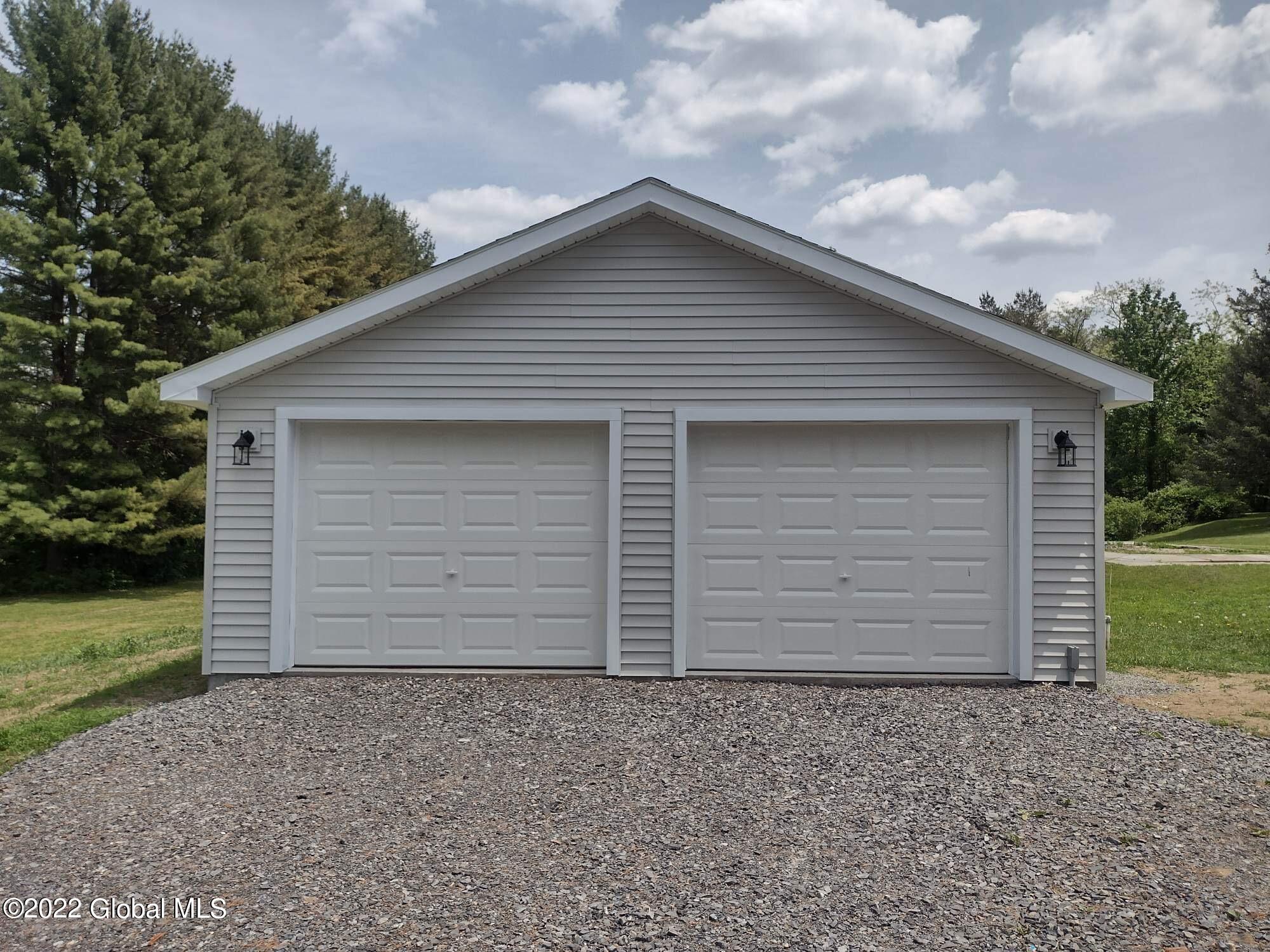 181 Morrow Road Perth, NY 12010 - Photo 16 of 27 8CE44E6C-BD1F-4734-B125-8AB6C0AD2197