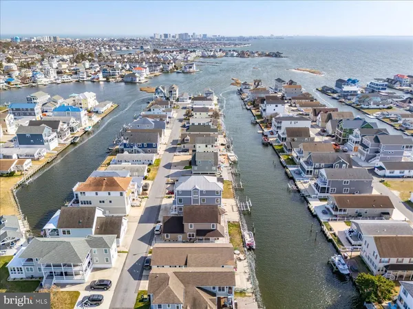 $2,000,000 | 38778 Wilson Avenue, Selbyville, DE 19975