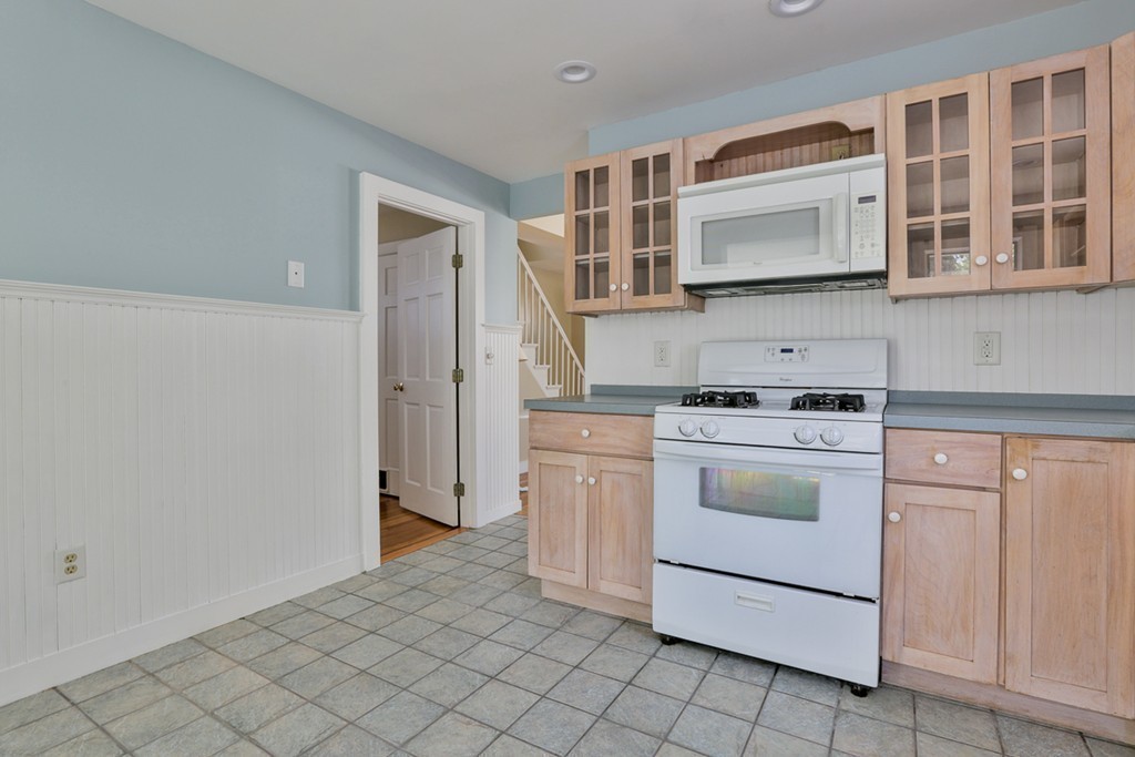 5 Addison Street Gloucester, MA 01930 - Photo 17 of 29