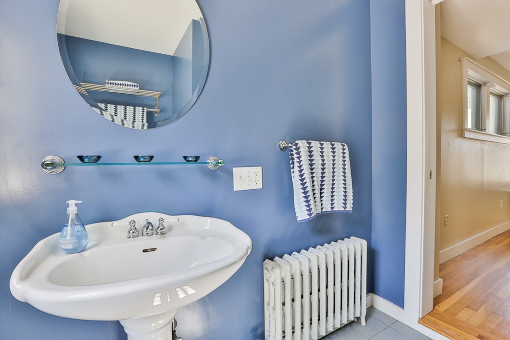 5 Addison Street Gloucester, MA 01930 - Photo 21 of 29