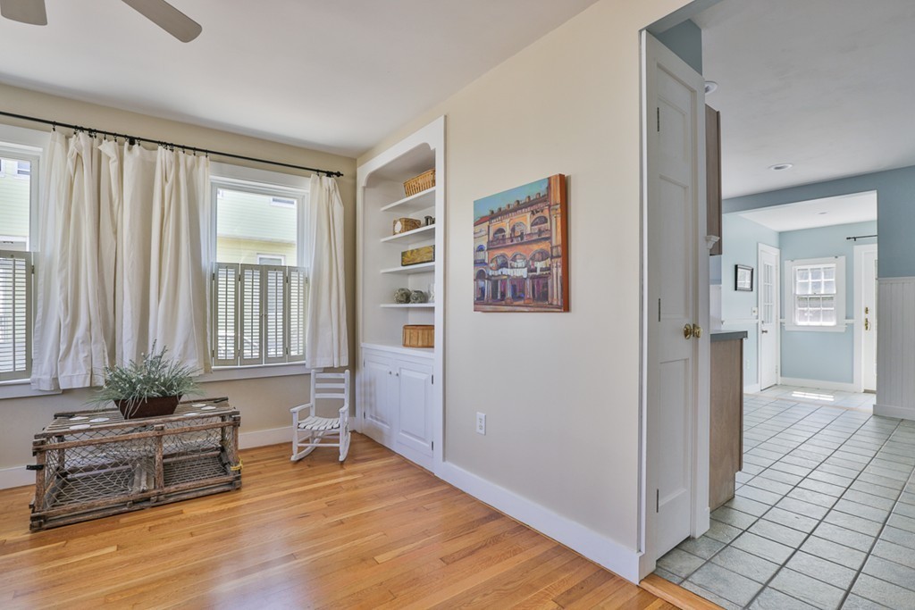 5 Addison Street Gloucester, MA 01930 - Photo 7 of 29