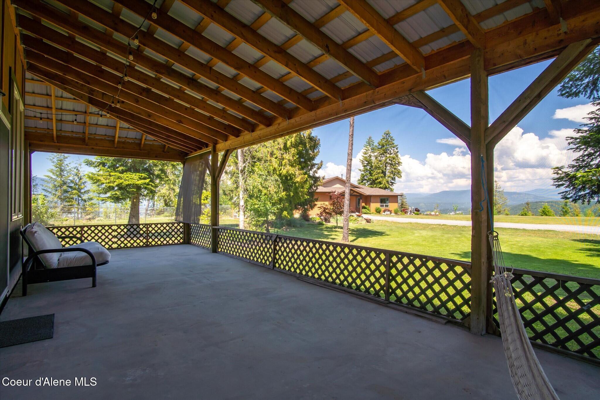 153 Ocean Front Place Naples, ID 83847 - Photo 42 of 67 027-JAL00776