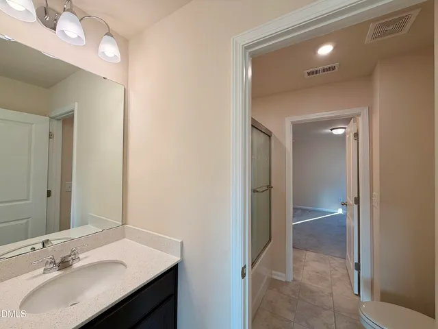 $2,995 | 3606 Autumn Creek Drive, Fuquay-Varina, NC 27526