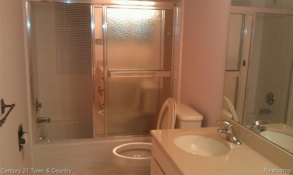 559 Overbrook Road Bloomfield Hills, MI 48302 - Photo 10 of 17 IMG_0942.JPG