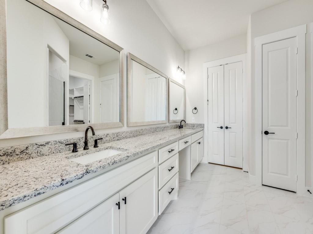 1901 Cascada Way Little Elm, TX 75068 - Photo 22 of 35