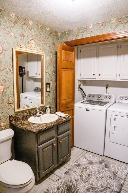 7 Jenkins Road Andover, MA 01810 - Photo 12 of 33 Gallery Image 12