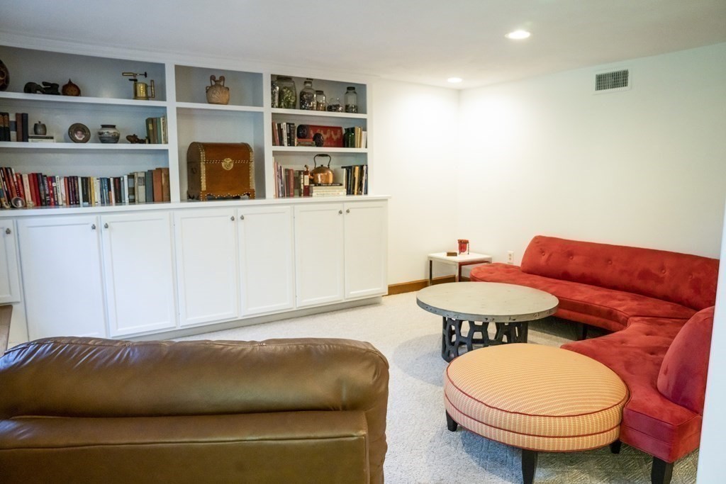 7 Jenkins Road Andover, MA 01810 - Photo 27 of 33 Gallery Image 27