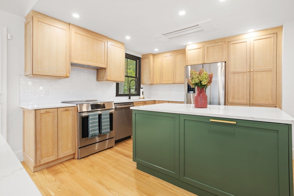 36 Nichols Road Malden, MA 02148 - Photo 13 of 37 Gallery Image 13