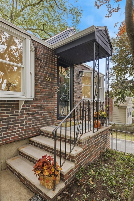 36 Nichols Road Malden, MA 02148 - Photo 3 of 37 Gallery Image 3
