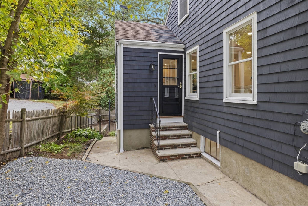 36 Nichols Road Malden, MA 02148 - Photo 4 of 37 Gallery Image 4