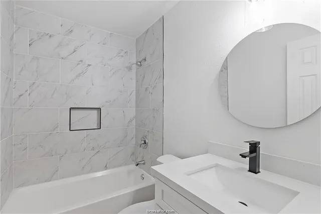 $1,300 | 1505 Alpine Circle, Unit B, College Station, TX 77840