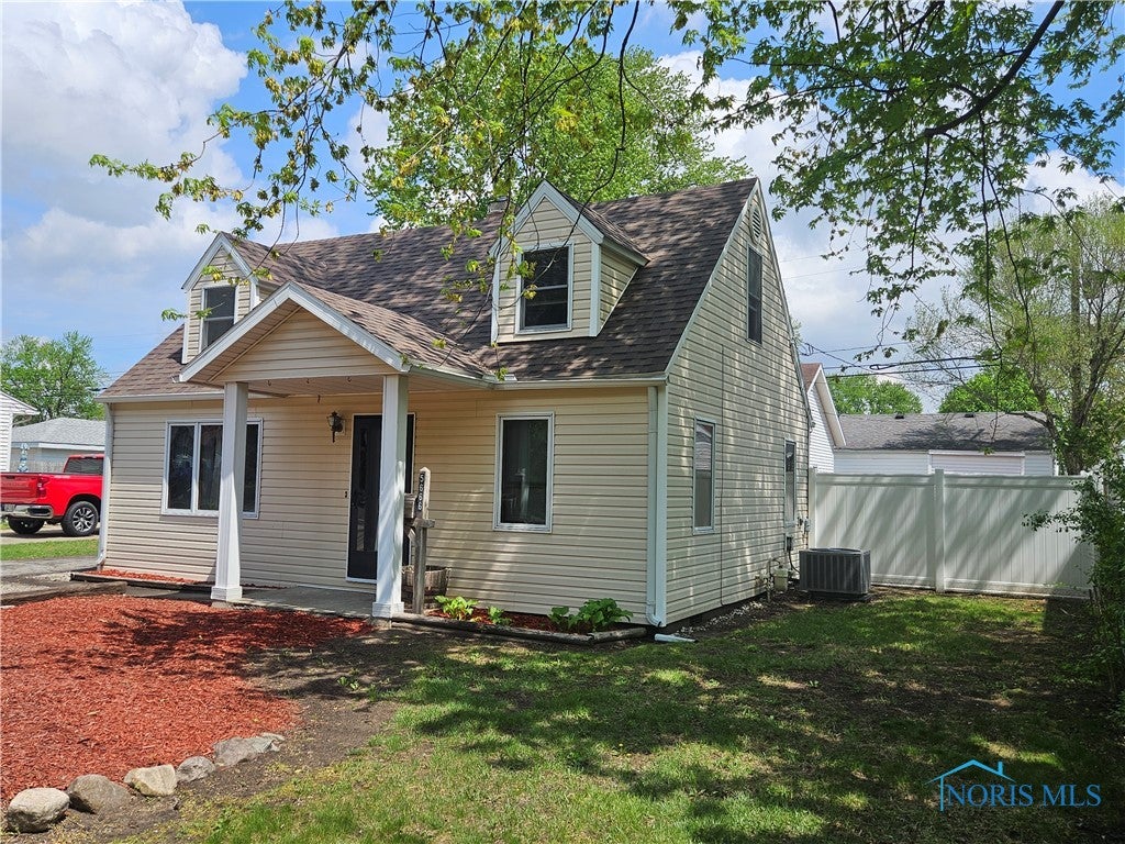 5666 Talmadge Road Toledo, OH 43623 - Photo 3 of 16 Gallery Image 3