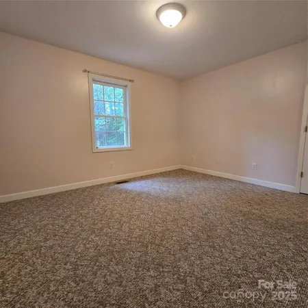 $228,000 | 440 Troy Candor Road, Troy, NC 27371