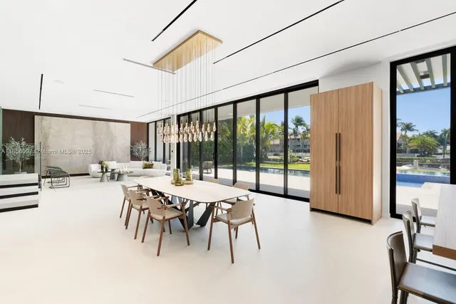 $8,990,000 | 493 Holiday Drive, Hallandale Beach, FL 33009