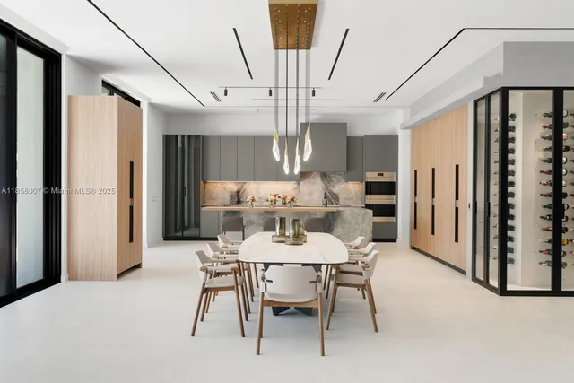 $8,990,000 | 493 Holiday Drive, Hallandale Beach, FL 33009