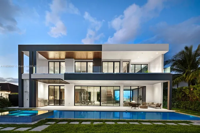 $8,990,000 | 493 Holiday Drive, Hallandale Beach, FL 33009