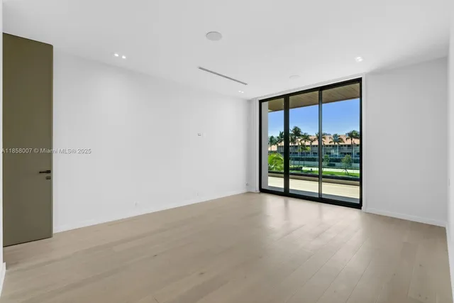 $8,990,000 | 493 Holiday Drive, Hallandale Beach, FL 33009