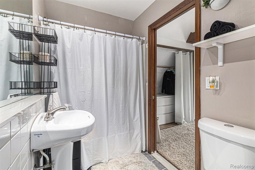 2126 Norton Road Howell, MI 48843 - Photo 29 of 54 Gallery Image 29