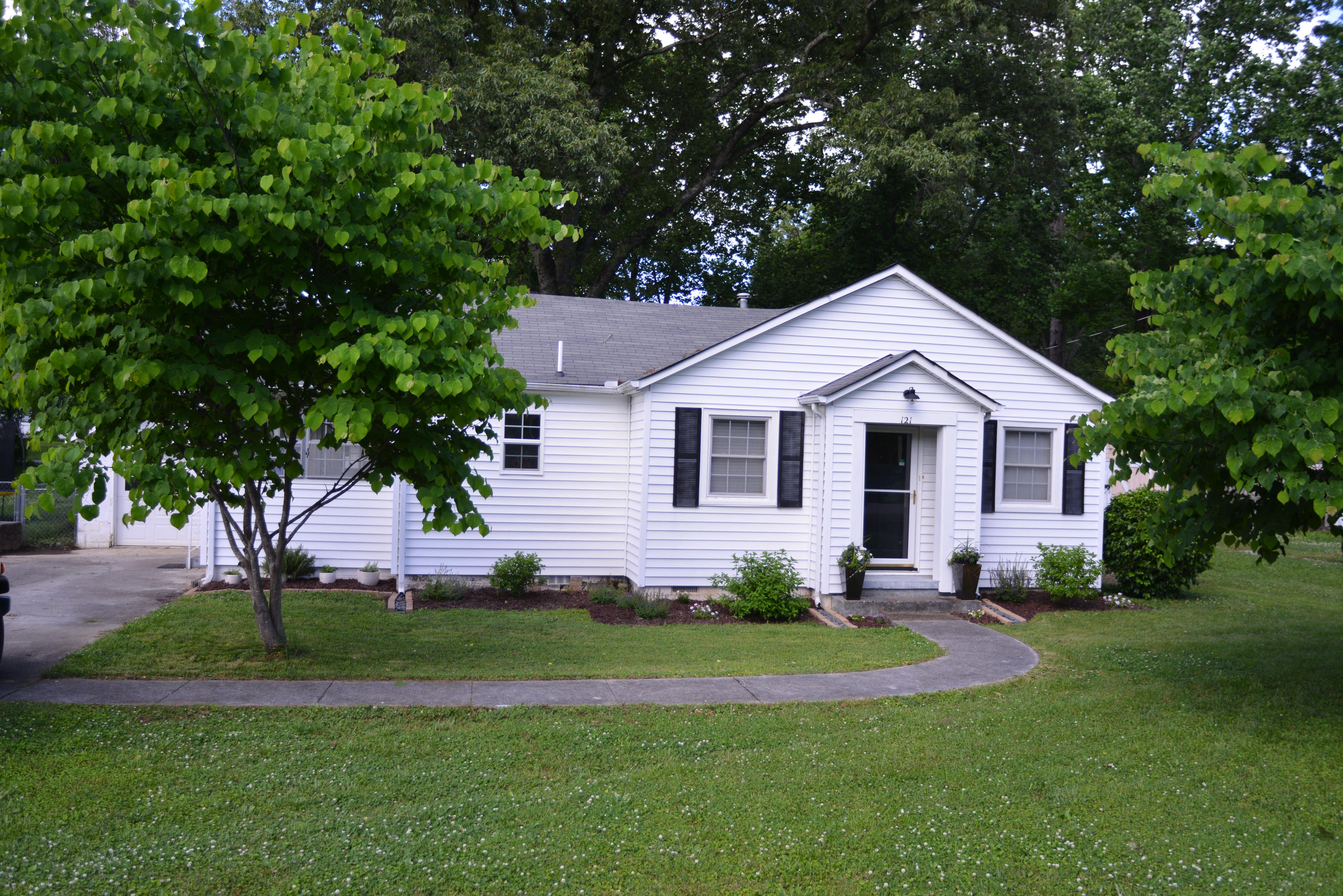 121 Passons Road Chattanooga, TN 37415 - Photo 1 of 28 PWP_8521