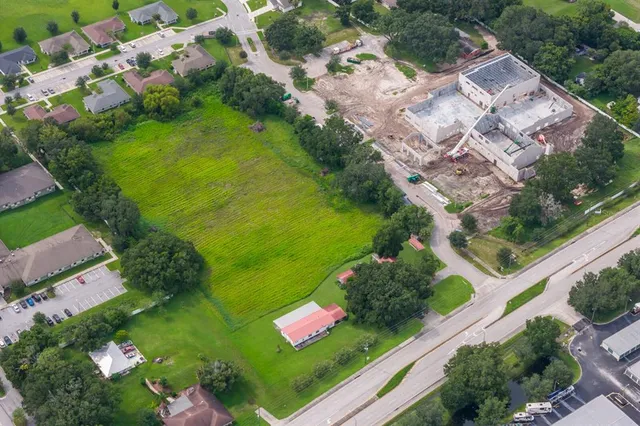 $1,950,000 | 3720 Kathleen Road, Lakeland, FL 33810