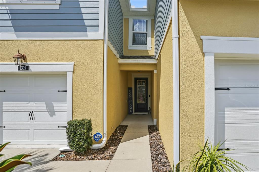 1309 Sunset Wind Loop Oldsmar, FL 34677 - Photo 7 of 45