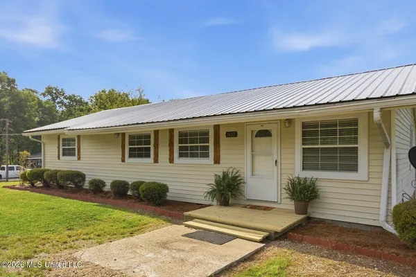 $140,000 | 1457 Old Jackson Road, Terry, MS 39170