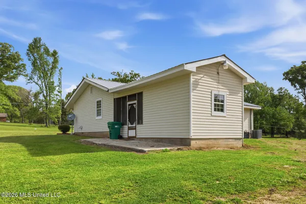 $140,000 | 1457 Old Jackson Road, Terry, MS 39170