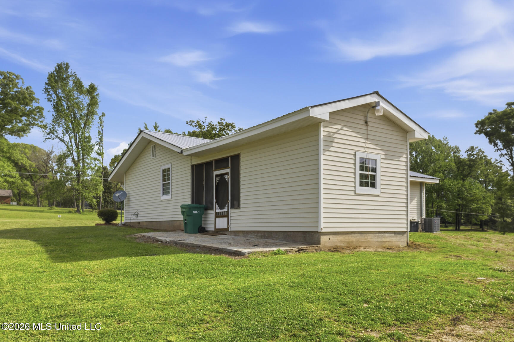 1457 Old Jackson Road Terry, MS 39170 - Photo 4 of 22 1457 Old Jackson Rd-20