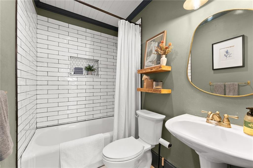 401 Ridgewood Avenue Gainesville, GA 30501 - Photo 28 of 70