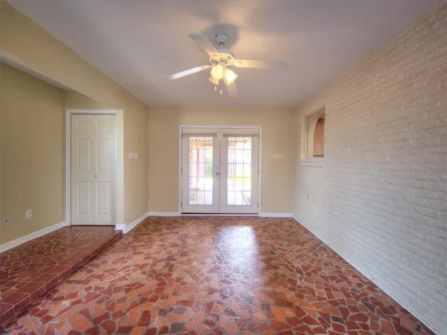 $164,900 | 2121 Brigade Drive, Chalmette, LA 70043