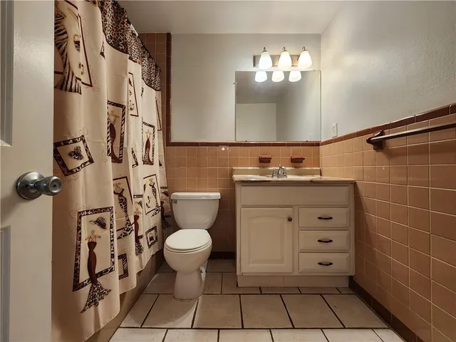 $164,900 | 2121 Brigade Drive, Chalmette, LA 70043