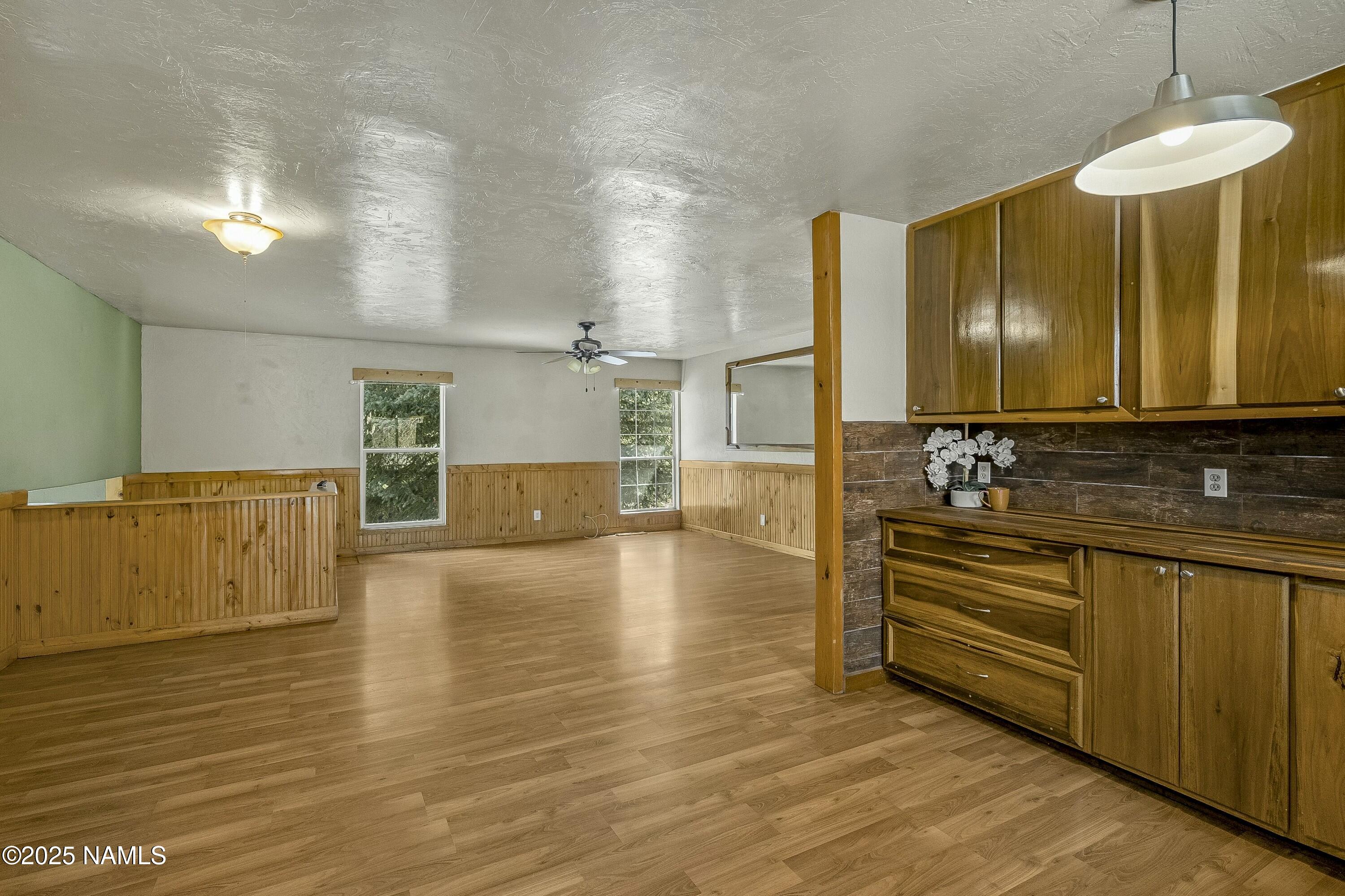 1731 North Deer Crossing Road Flagstaff, AZ 86004 - Photo 4 of 23 tempImagen2ZzY5