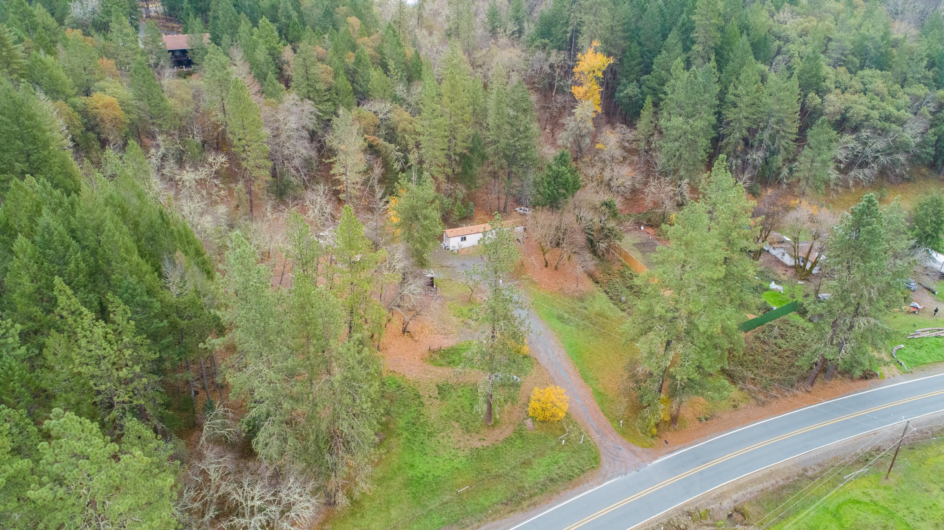 11310 Lower River Road Grants Pass, OR 97526 - Photo 1 of 12 Country Living with Privacy - Southern O