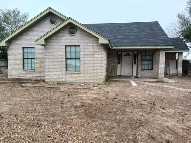 $210,000 | 513 County Road 205, Falfurrias, TX 78355