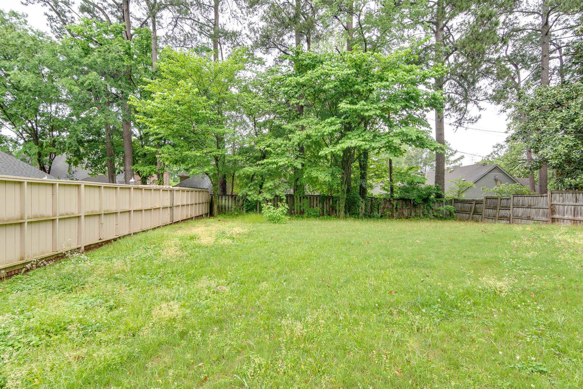 2021 Sunset Road Germantown, TN 38138 - Photo 24 of 26 View of yard featuring a fenced backyard