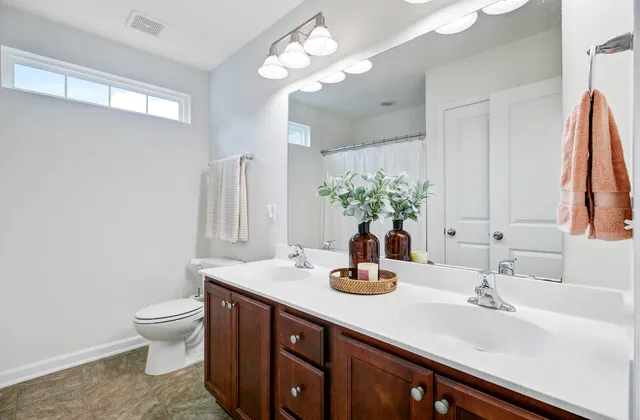 $415,000 | 5016 Wapiti Way, Hollywood, SC 29449