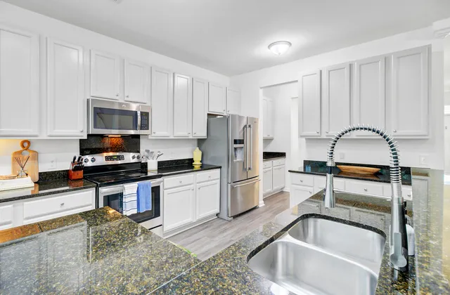 $415,000 | 5016 Wapiti Way, Hollywood, SC 29449