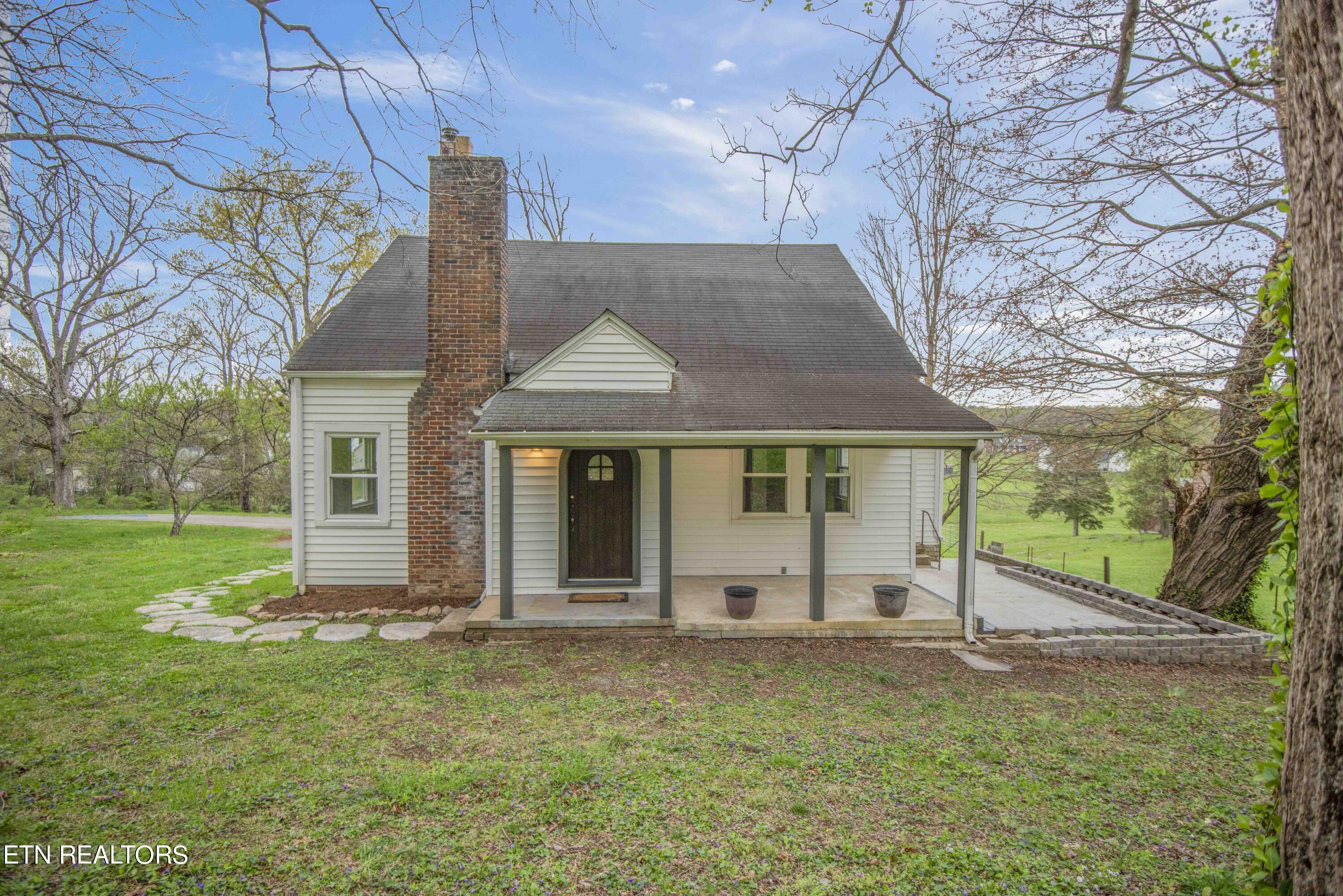 4708 Luttrell Road Knoxville, TN 37918 - Photo 1 of 40 exterior 2_1