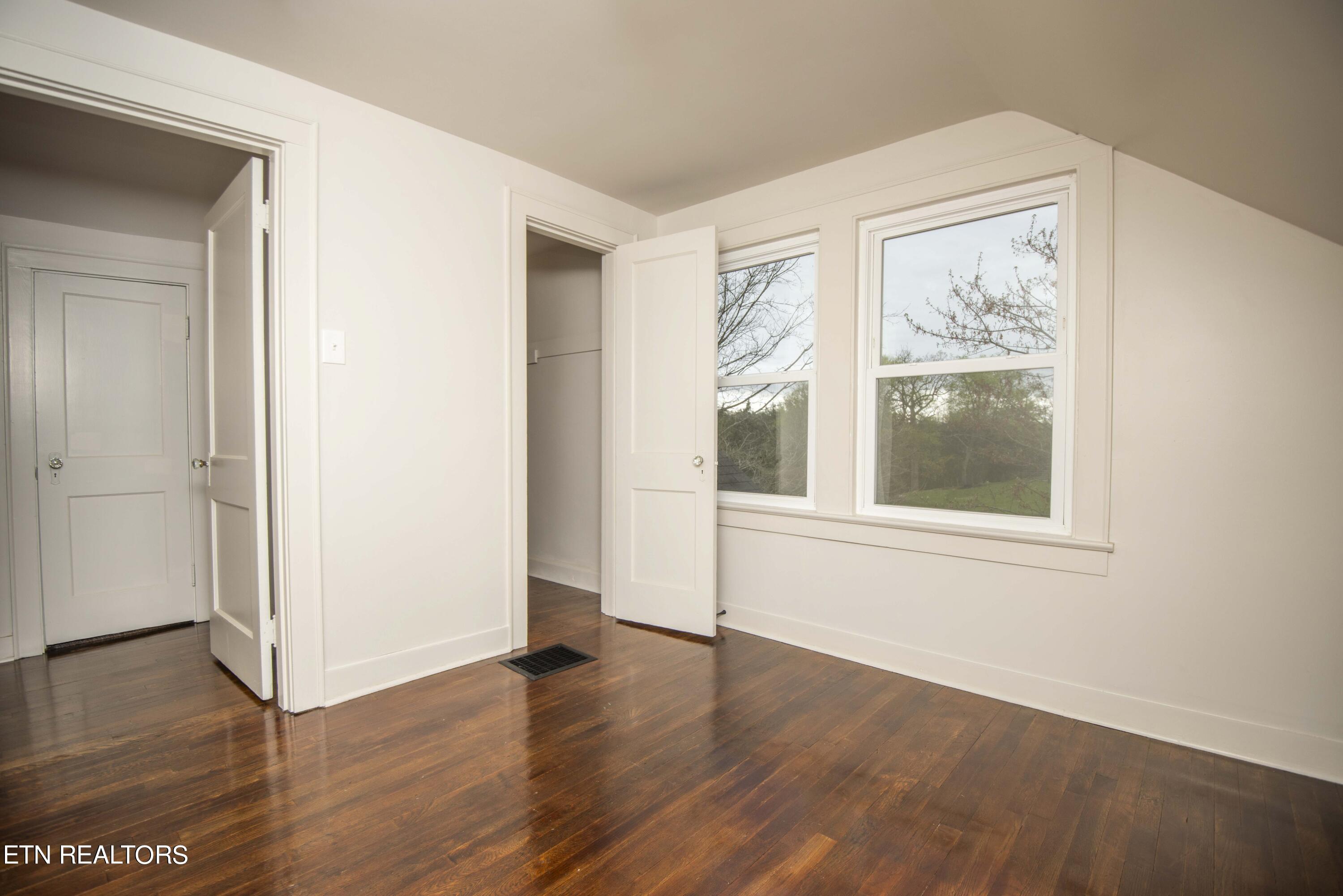 4708 Luttrell Road Knoxville, TN 37918 - Photo 32 of 40 second bed_1