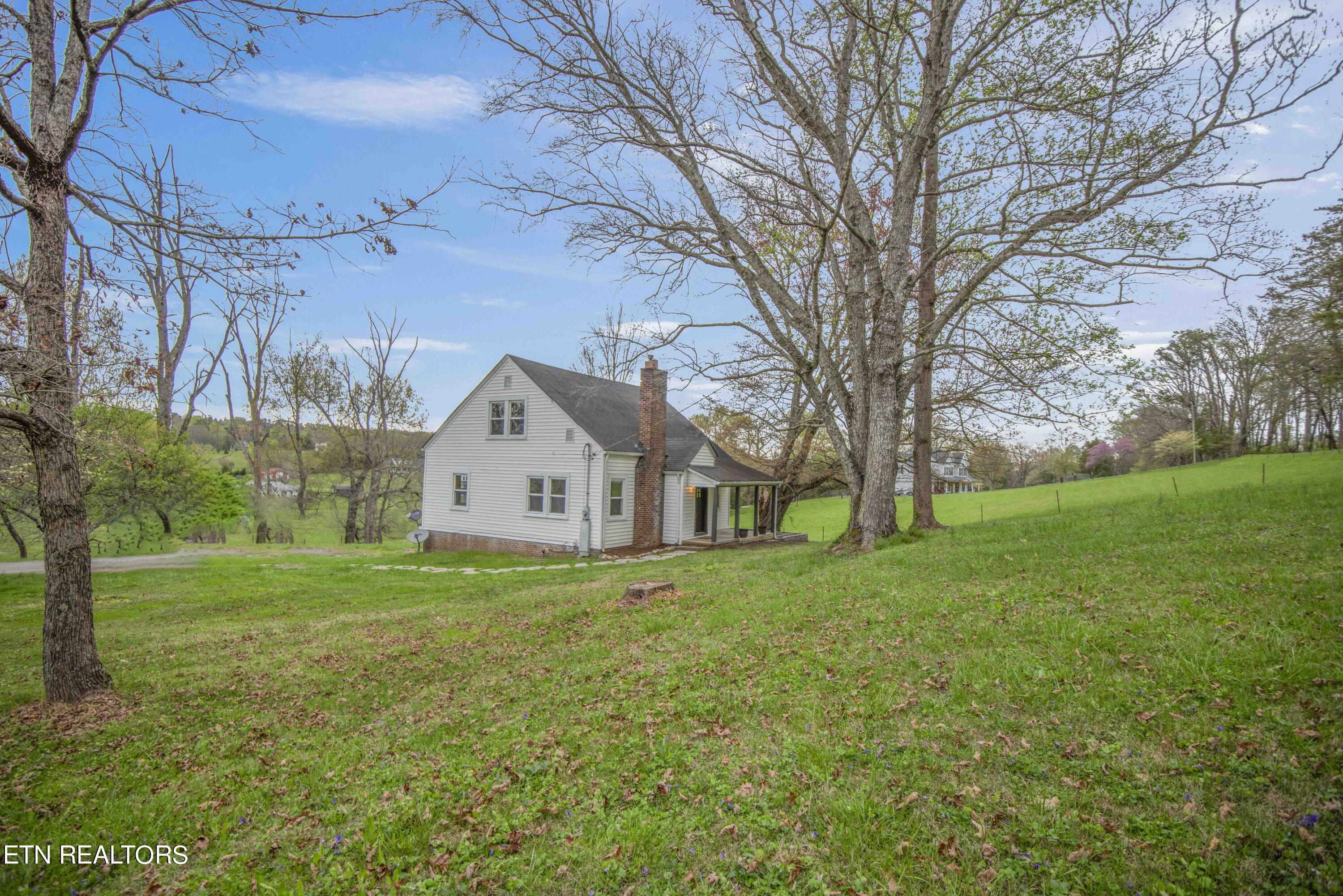 4708 Luttrell Road Knoxville, TN 37918 - Photo 37 of 40 exterior 3_1